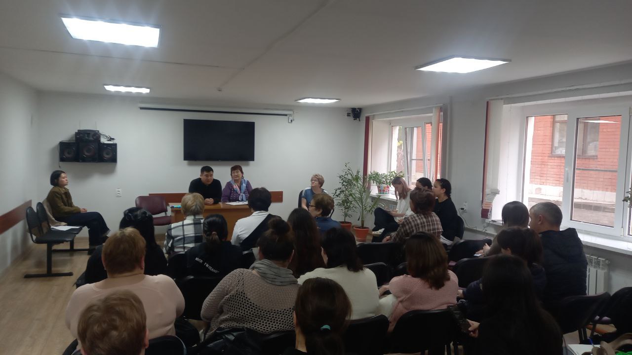 Полицейские, педагоги и родители – вместе за «Чистое поколение» Полицейские, педагоги и родители – вместе за «Чистое поколение»