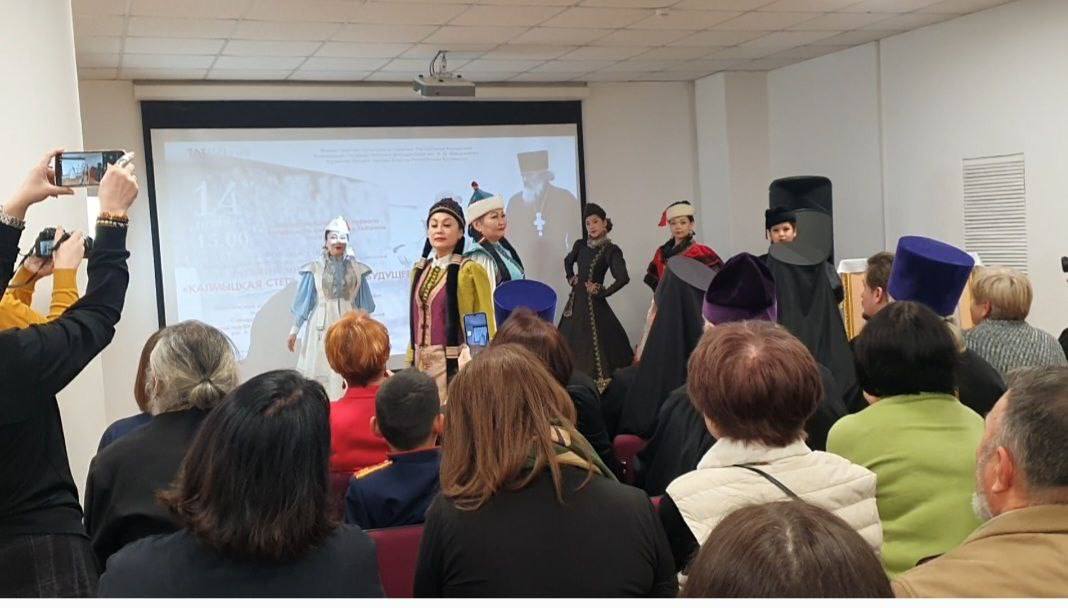 История, ожившая в кадре и в костюмах История, ожившая в кадре и в костюмах