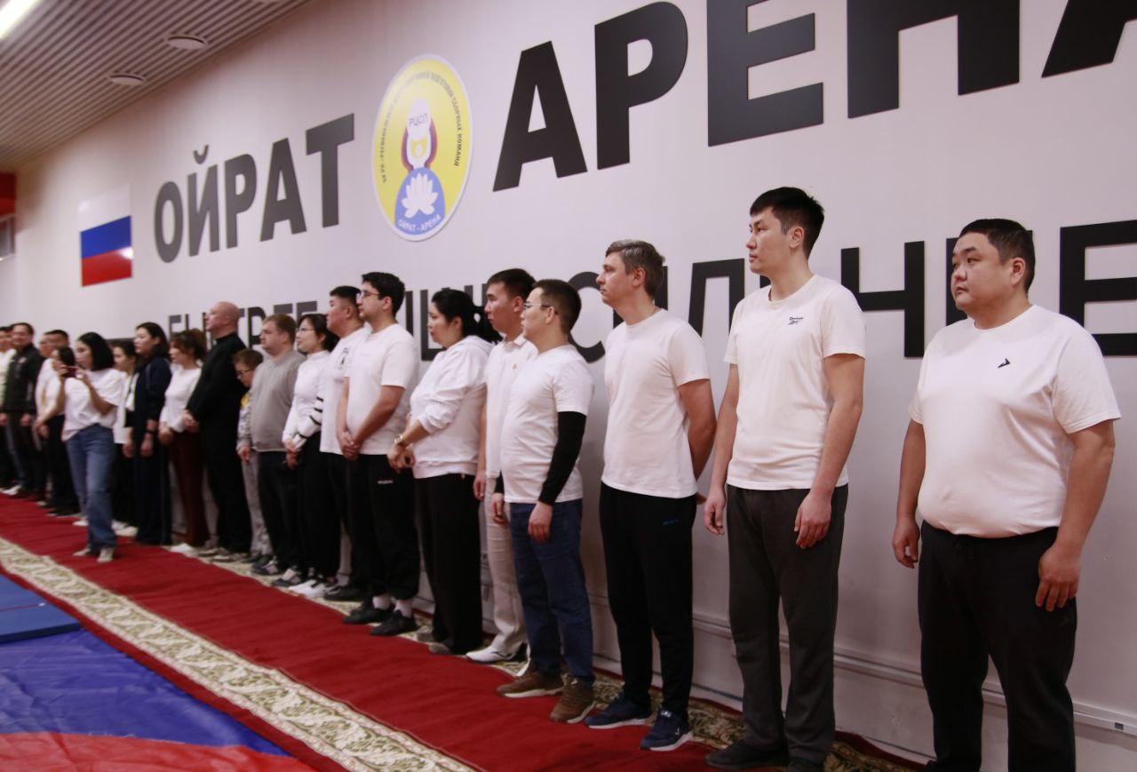 Сегодня в стенах «Ойрат-Арены» состоялся турнир по стрельбе из лука среди сотрудников прокуратуры Республики Калмыкия Сегодня в стенах «Ойрат-Арены» состоялся турнир по стрельбе из лука среди сотрудников прокуратуры Республики Калмыкия