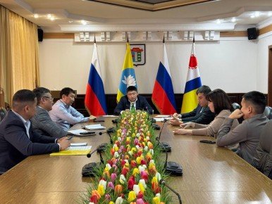 Алдар Лиджиков: С коллегами из Министерства жилищно-коммунального хозяйства и энергетики Республики Калмыкия и Министерства природных ресурсов и охраны окружающей среды провели совещание по вопросам утилизации ТКО