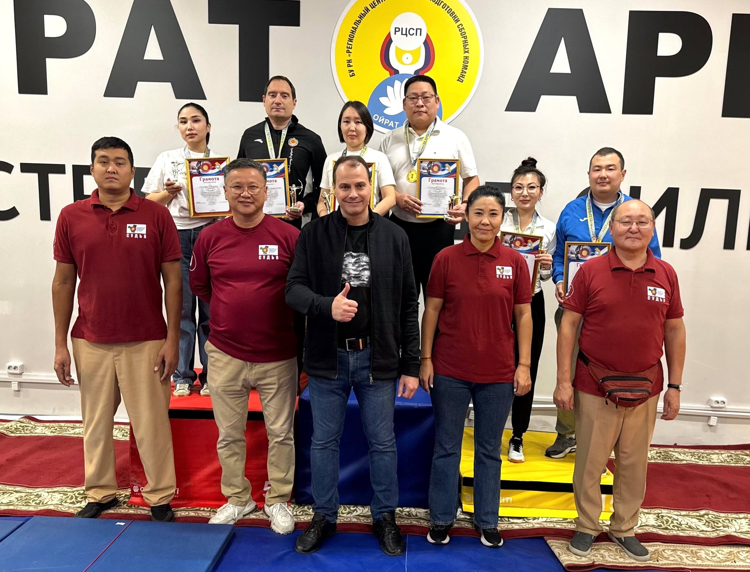 Среди работников прокуратуры Республики Калмыкия проведен турнир по стрельбе из лука Среди работников прокуратуры Республики Калмыкия проведен турнир по стрельбе из лука