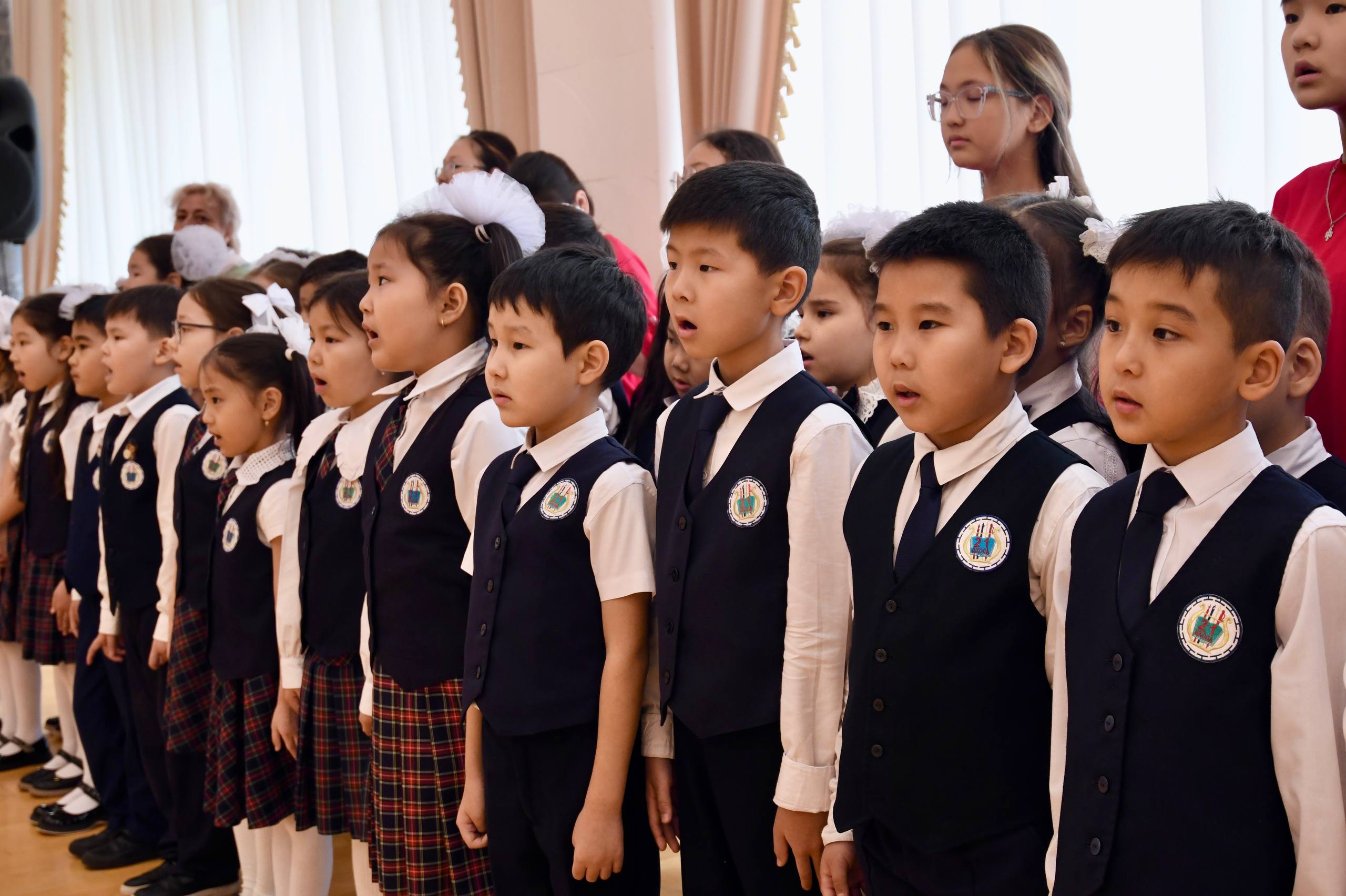 Первоклашек Элисты посвятили в «Орлята России» Первоклашек Элисты посвятили в «Орлята России»