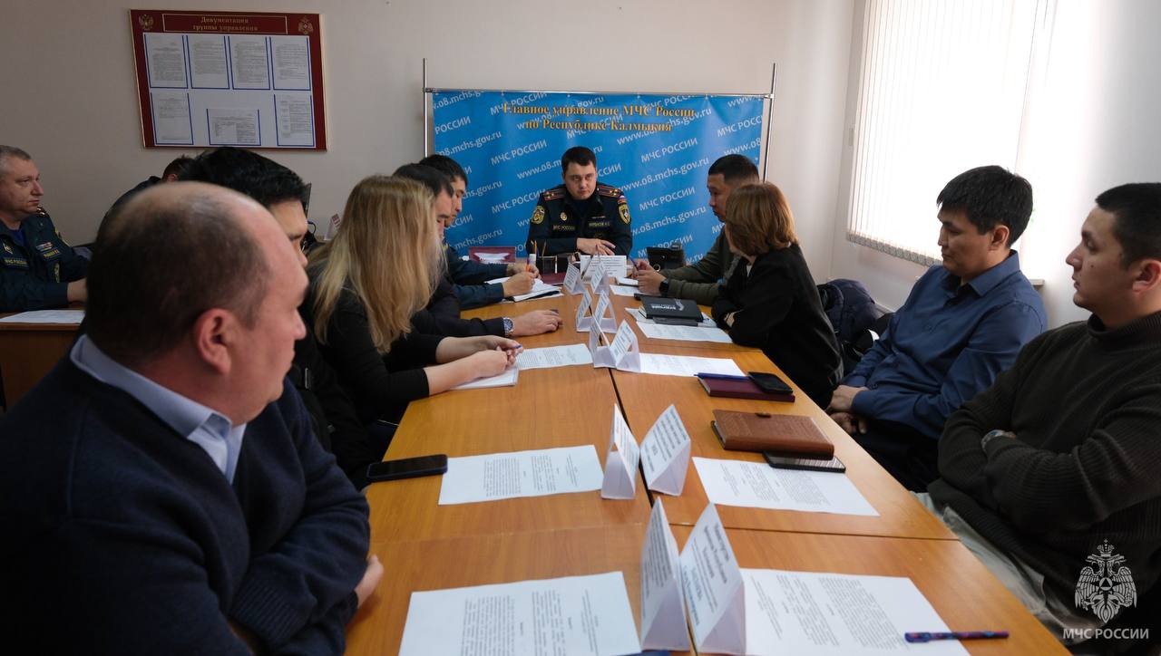 Калмыкия принимает участие в командно-штабных учениях под руководством Главного управления МЧС России по Ростовской области Калмыкия принимает участие в командно-штабных учениях под руководством Главного управления МЧС России по Ростовской области