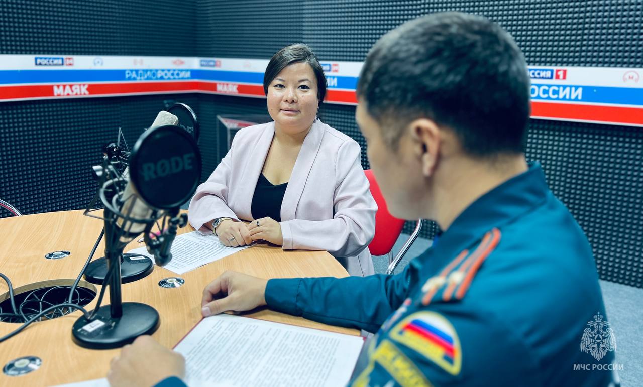 Одно из важнейших направлений работы МЧС – реагирование на дорожно-транспортные происшествия Одно из важнейших направлений работы МЧС – реагирование на дорожно-транспортные происшествия