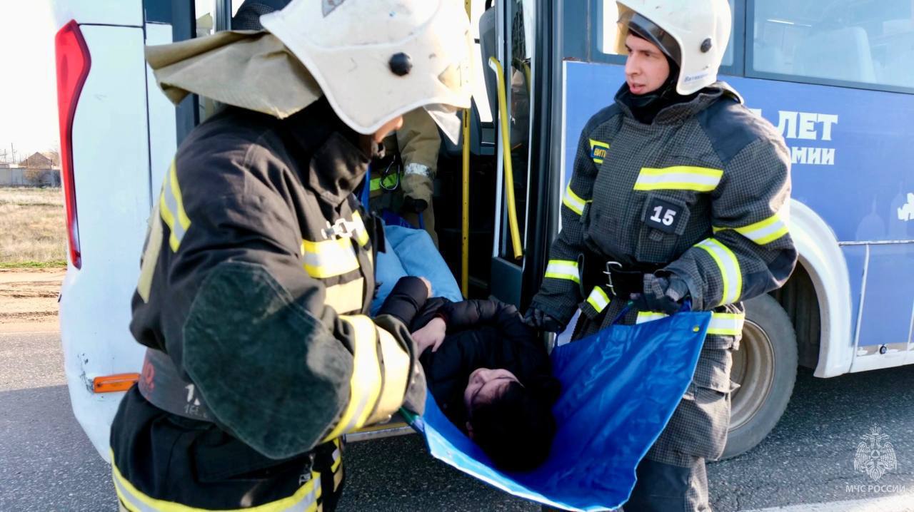 В Калмыкии прошла практическая часть командно-штабных учений с участием сил территориальной подсистемы РСЧС