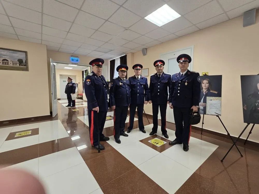 Виктор Водолацкий: Сегодня в Новочеркасске, столице Донского, Российского и мирового казачества, начинает работу Большой Круг Всевеликого войска Донского Виктор Водолацкий: Сегодня в Новочеркасске, столице Донского, Российского и мирового казачества, начинает работу Большой Круг Всевеликого войска Донского