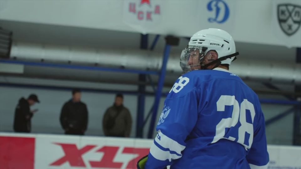 ЛЁД СЕГОДНЯ ПЫЛАЛ!. Сегодня, в Ледовом центре «Джунгар» прошёл мини-турнир 3 на 3 — настоящий хоккейный вихрь в рамках Кубка Джунгара! Четыре команды, формат 3x3, по 10 минут — и каждый матч превращался в адреналиновый...
