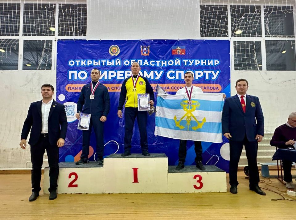 22 ноября в поселке Весёлый Ростовской области состоялись Межрегиональные соревнования по гиревому спорту памяти Мастера спорта СССР, рекордсмена СССР В.П. Потапова. В состязаниях по толчку и рывку гири приняли участие...