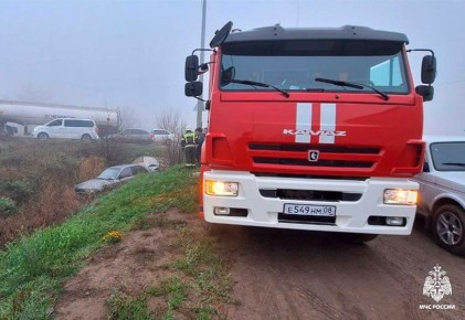 В Калмыкии спасатели ликвидировали последствия массового ДТП