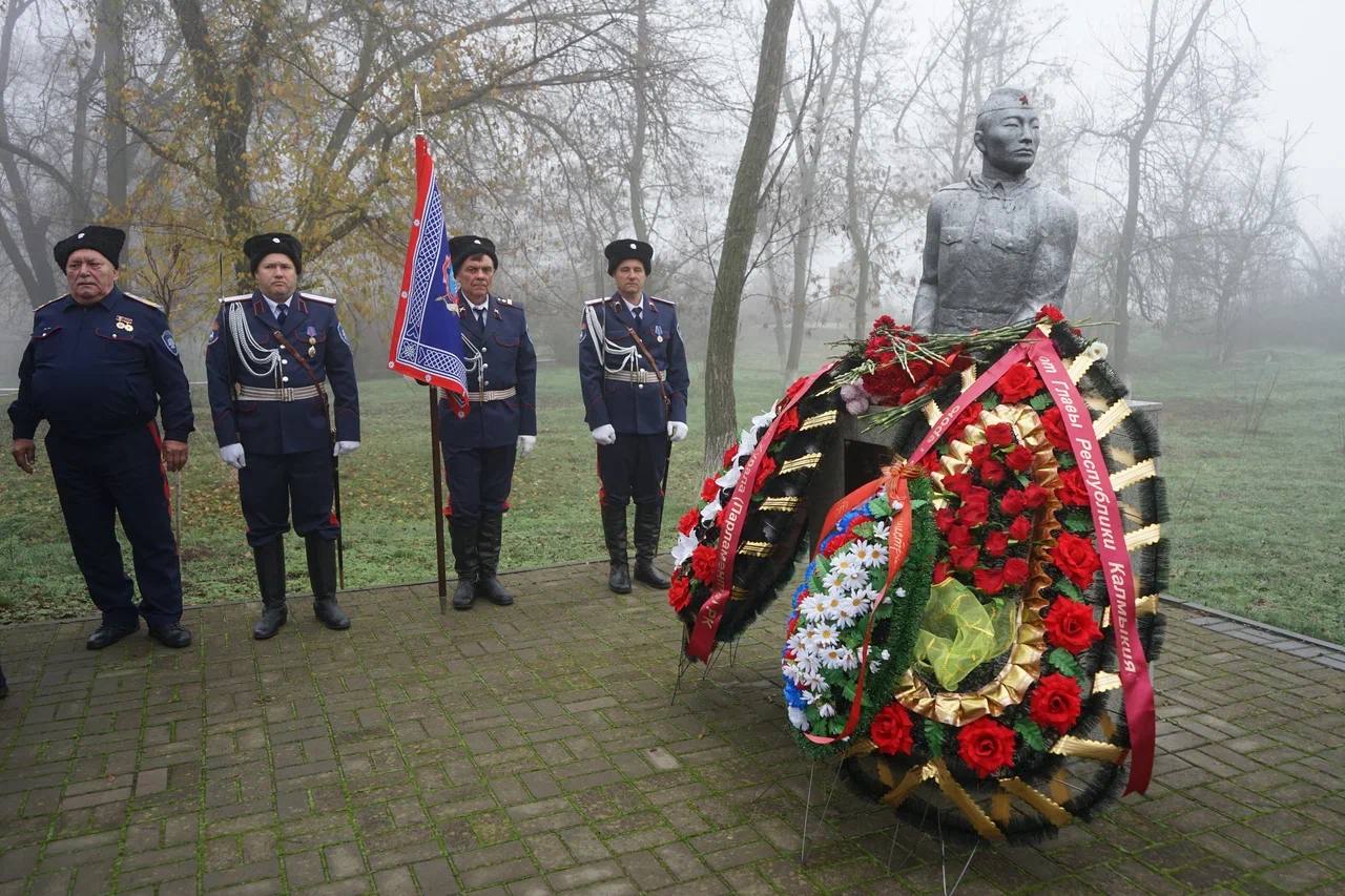 В станице Раздорской отметили 103-ю годовщину со дня рождения Эрдни Деликова
