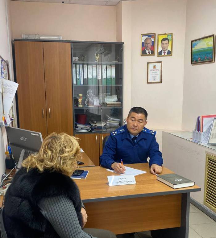 Прокурором г. Элисты проведен прием граждан с ограниченными возможностями здоровья Прокурором г. Элисты проведен прием граждан с ограниченными возможностями здоровья