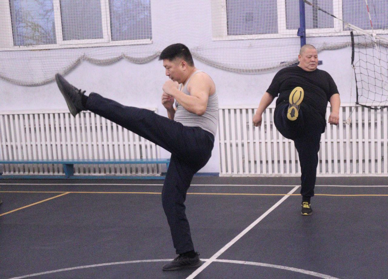 В Элисте продолжается энергичный марафон утренних зарядок в рамках программы «Герои 08»! В Элисте продолжается энергичный марафон утренних зарядок в рамках программы «Герои 08»!