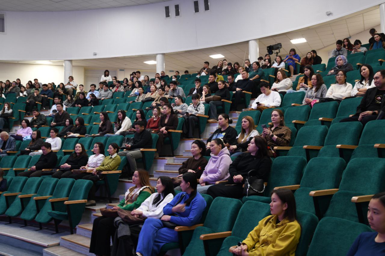 В преддверии Дня Героев Отечества, отмечаемого каждый год 9 декабря, Российское общество «Знание» проводит масштабную акцию В преддверии Дня Героев Отечества, отмечаемого каждый год 9 декабря, Российское общество «Знание» проводит масштабную акцию