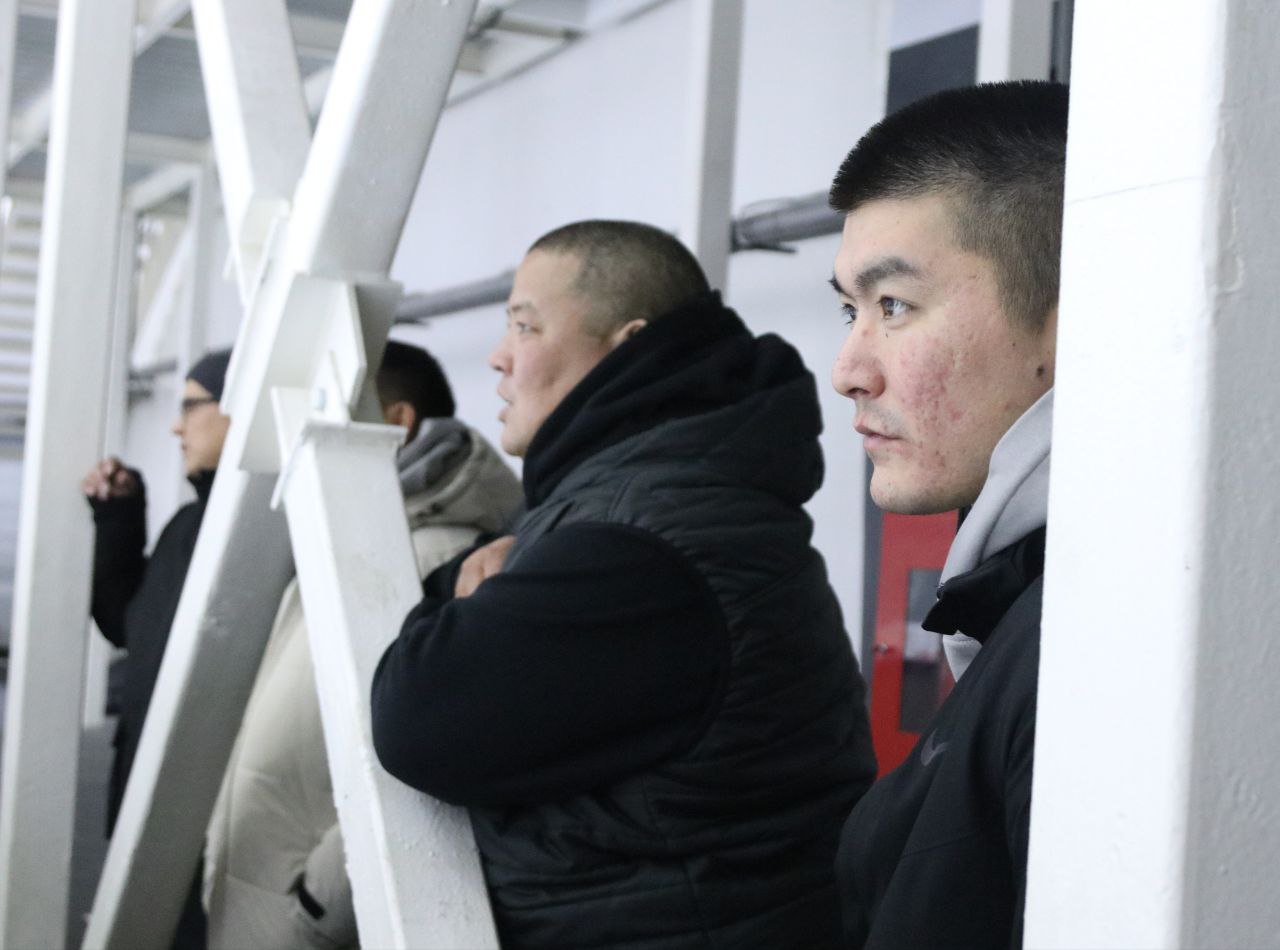 Участники проекта «Герои 08» посетили спортивные объекты Элисты Участники проекта «Герои 08» посетили спортивные объекты Элисты