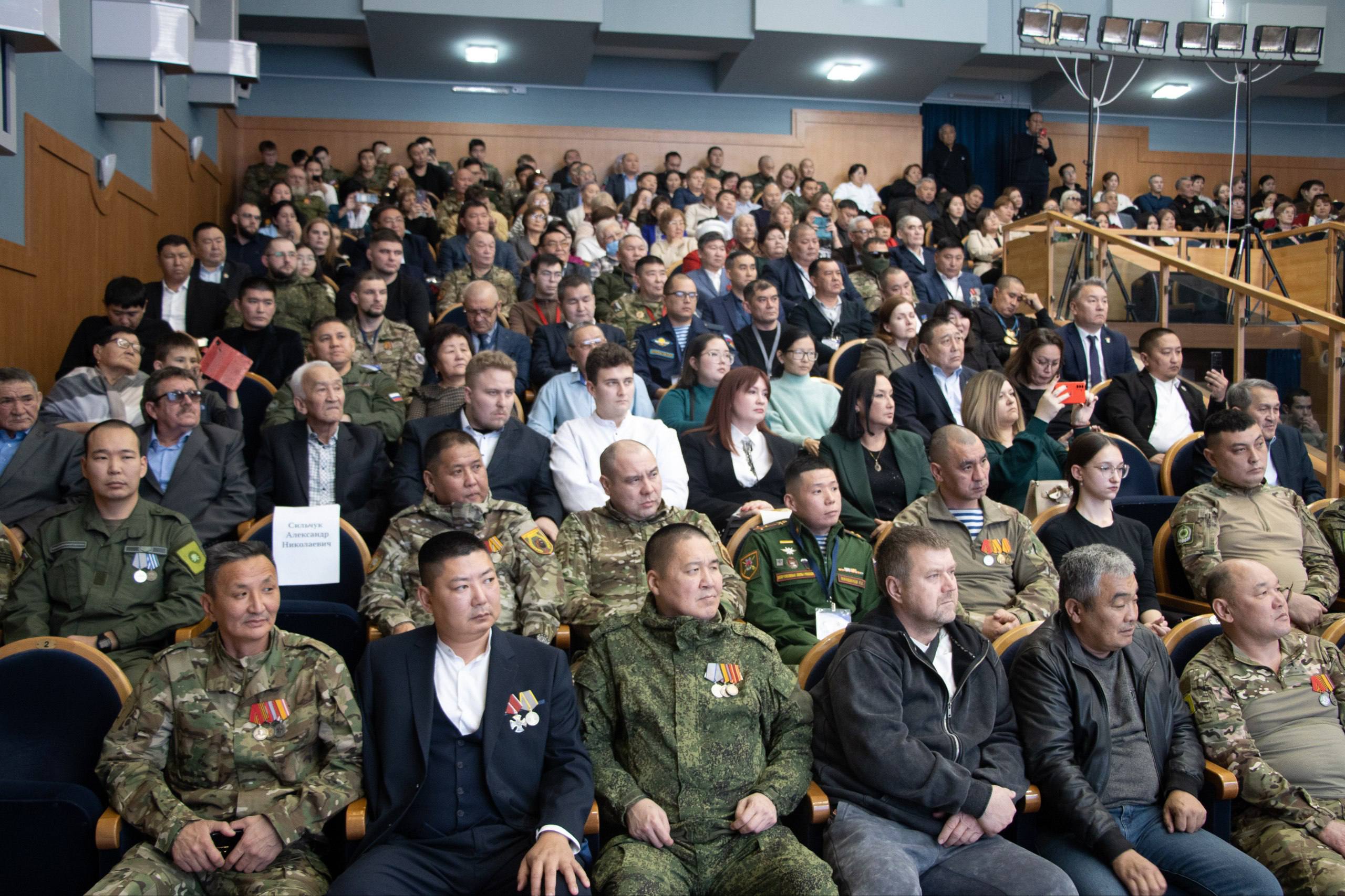 #ДеньГероевОтечества – чествуем подвиг и самоотверженность! #ДеньГероевОтечества – чествуем подвиг и самоотверженность!