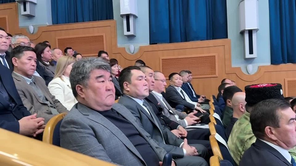 Сегодня в Калмыкии подводят итоги Года Защитника Отечества