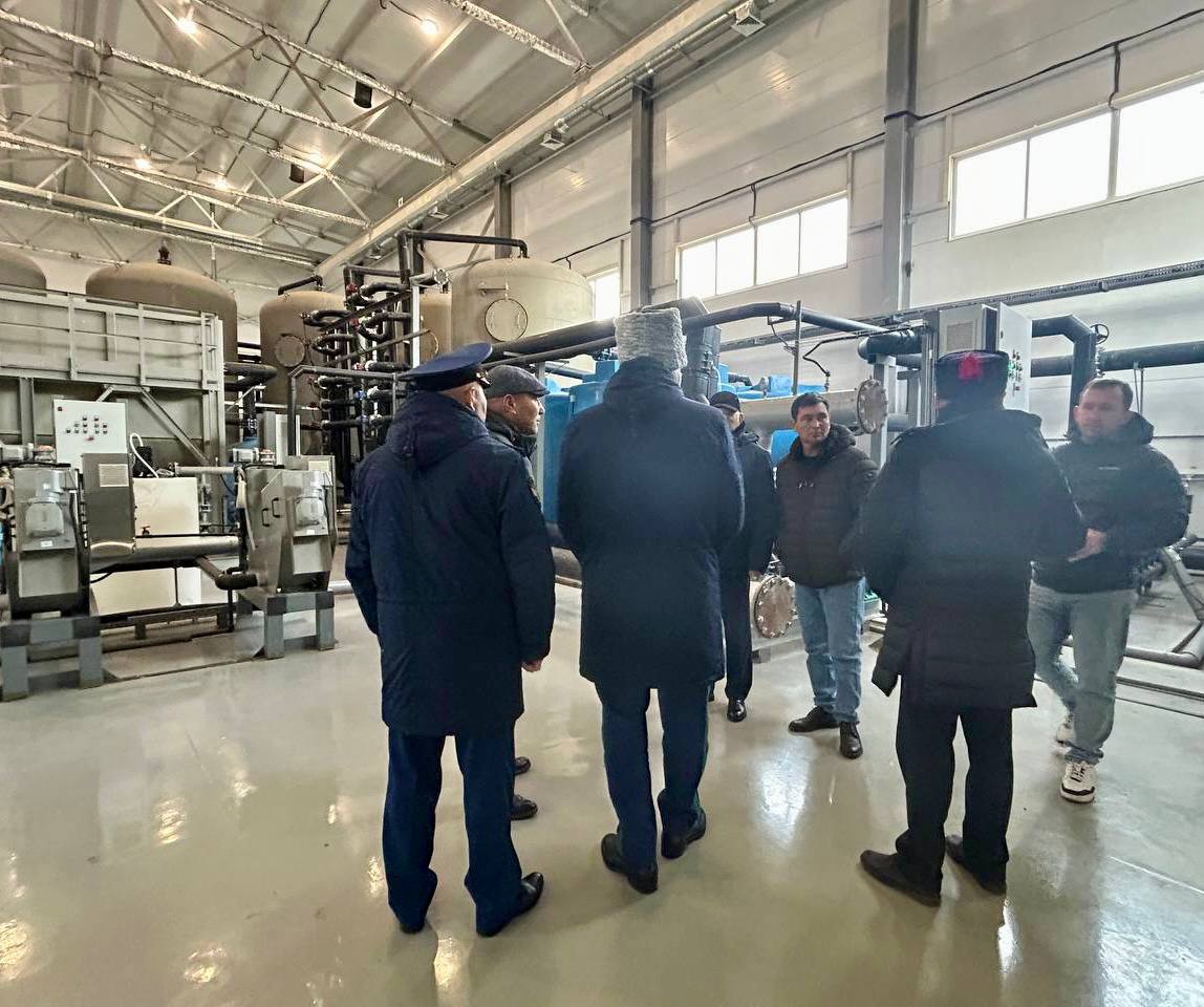 Прокурор Республики Калмыкия Виталий Семенченко с рабочей поездкой посетил Лаганский район Прокурор Республики Калмыкия Виталий Семенченко с рабочей поездкой посетил Лаганский район