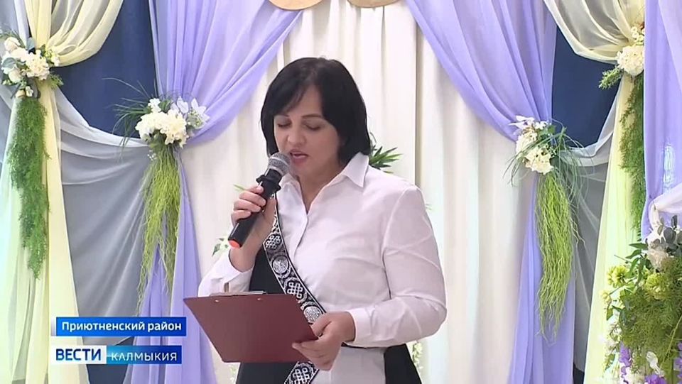 Приютненский лицей полностью отремонтировали