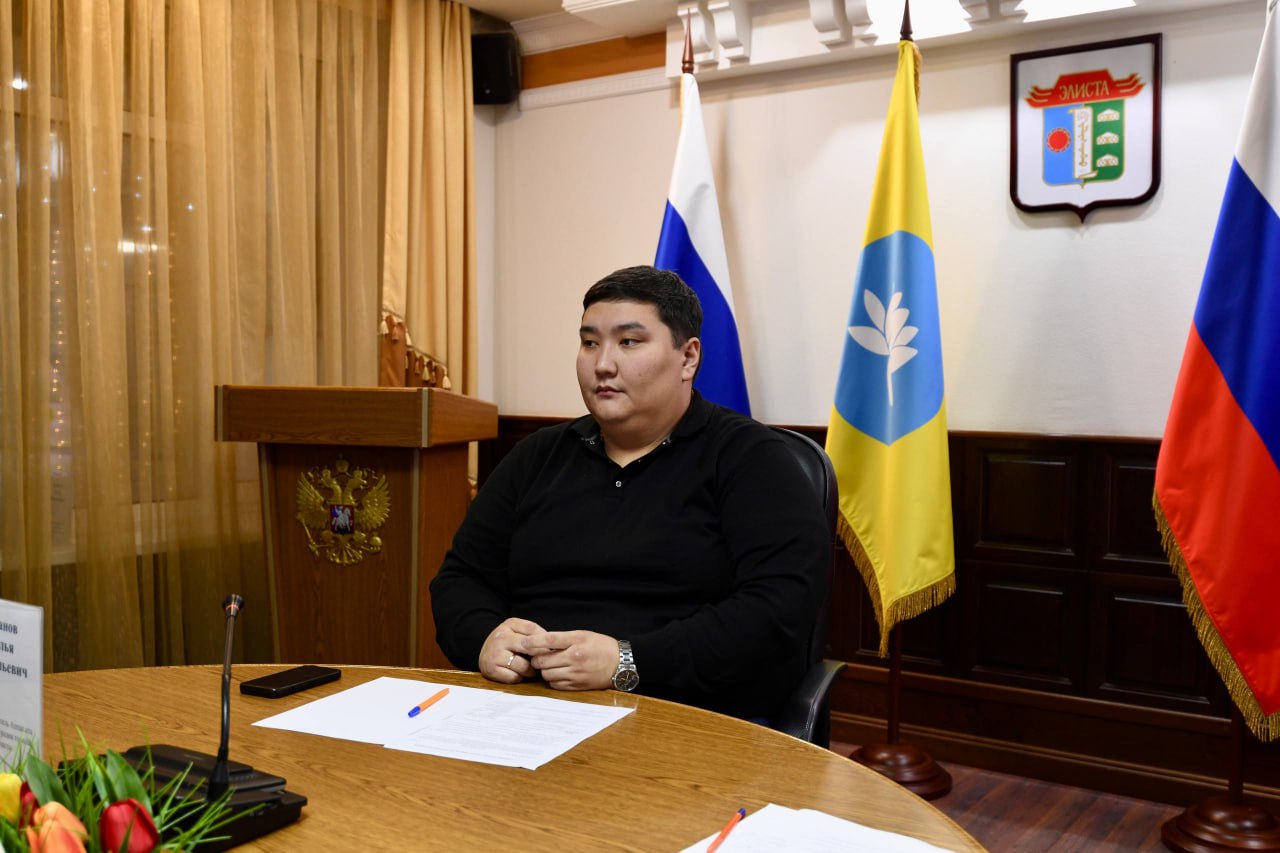 В Международный день борьбы с коррупцией в столичной Администрации состоялся круглый стол на тему: «Антикоррупционное просвещение» В Международный день борьбы с коррупцией в столичной Администрации состоялся круглый стол на тему: «Антикоррупционное просвещение»