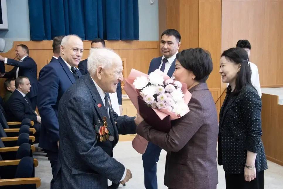 В Калмыкии торжественно завершили Год защитника Отечества В Калмыкии торжественно завершили Год защитника Отечества