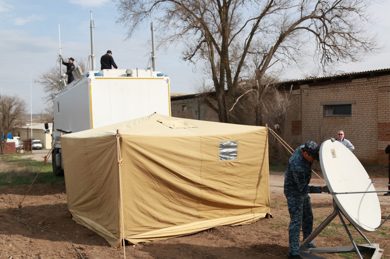 Поздравляем коллектив и ветеранов службы связи МВД по Республике Калмыкия с профессиональным праздником! Поздравляем коллектив и ветеранов службы связи МВД по Республике Калмыкия с профессиональным праздником!