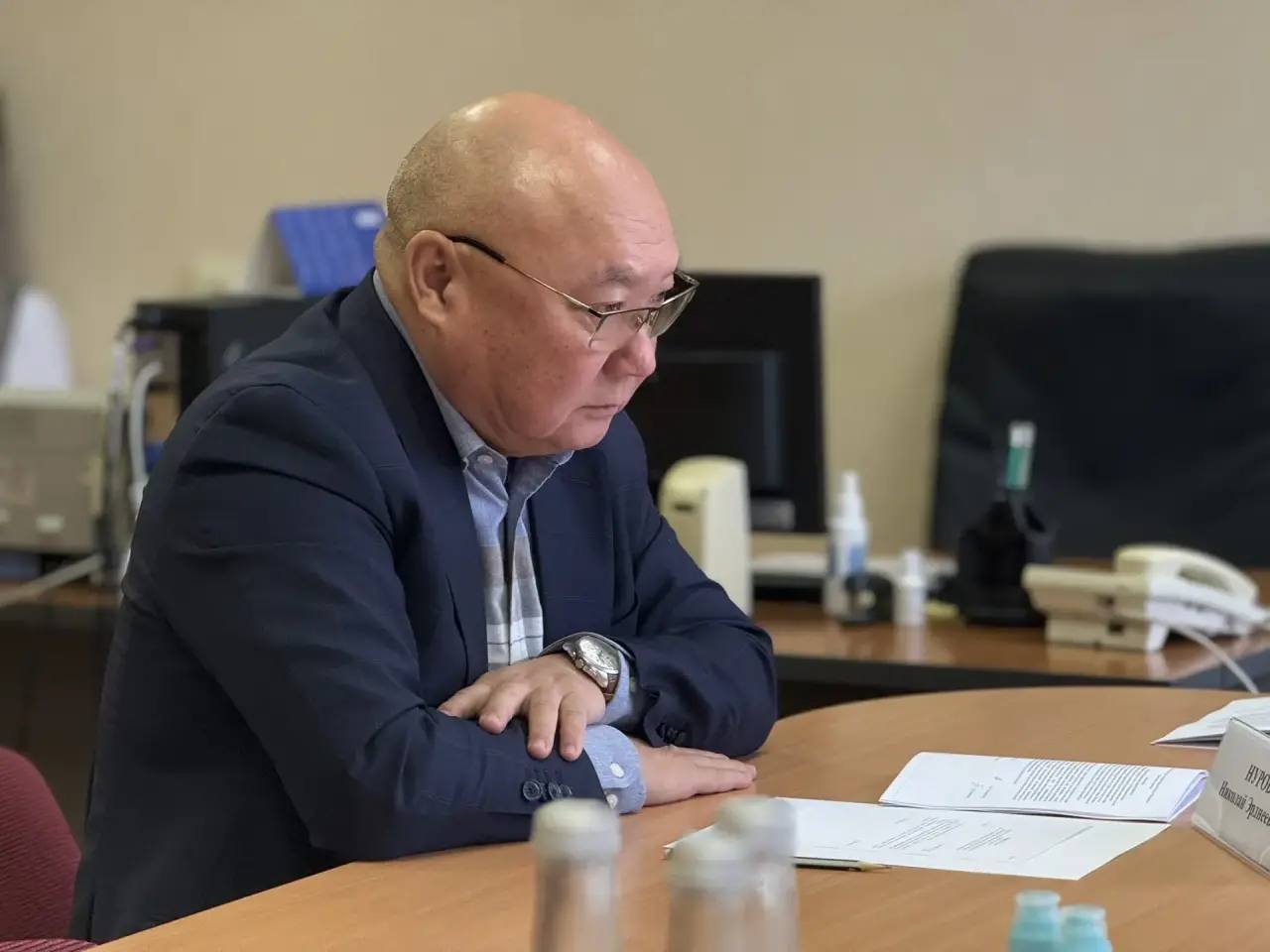 Комитет Народного Хурала (Парламента) Республики Калмыкия по законодательству, государственному строительству, местному самоуправлению и противодействию коррупции Комитет Народного Хурала (Парламента) Республики Калмыкия по законодательству, государственному строительству, местному самоуправлению и противодействию коррупции