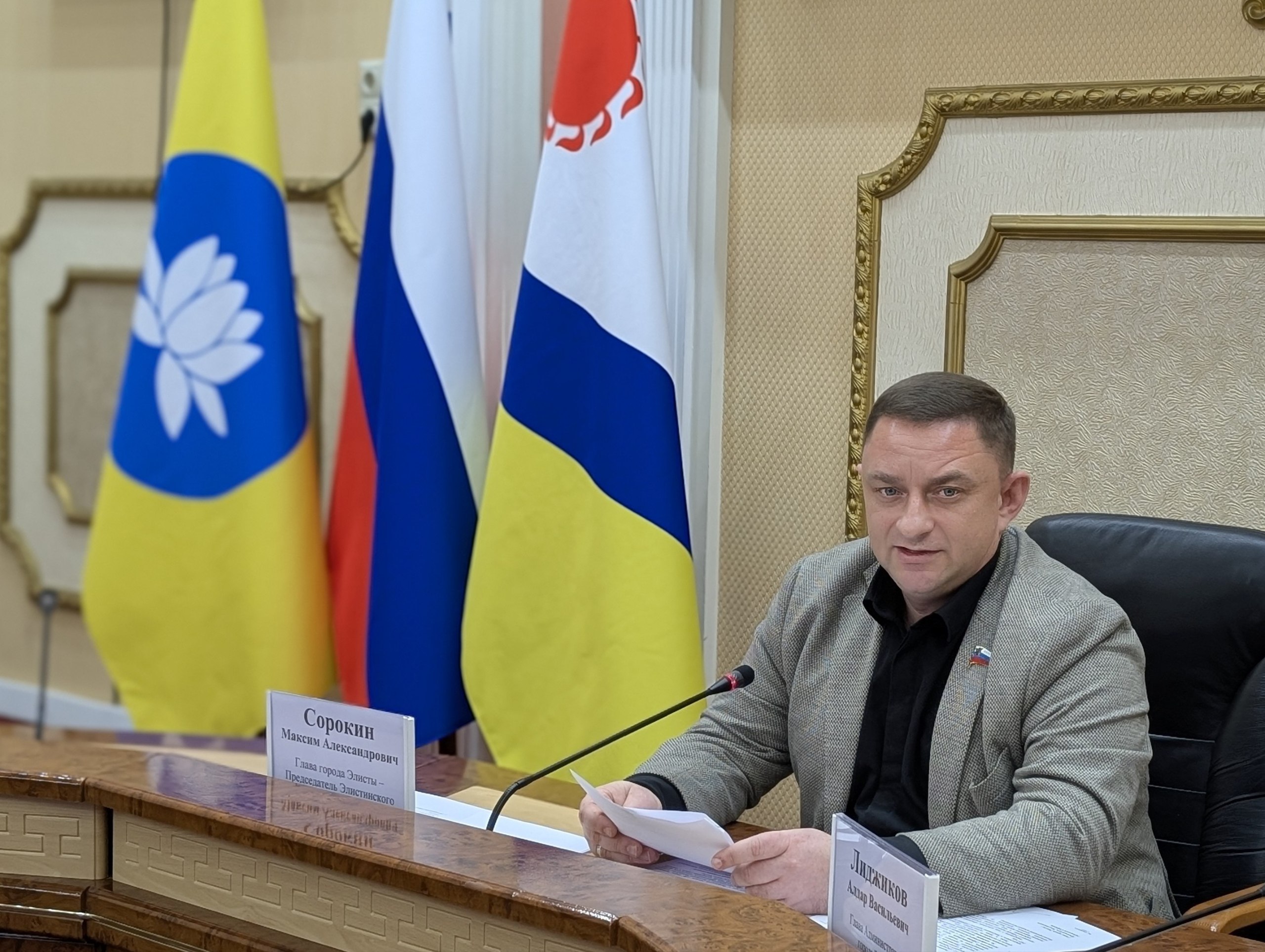 Максим Сорокин: Планомерно работаем над систематизацией работы с наказами наших горожан