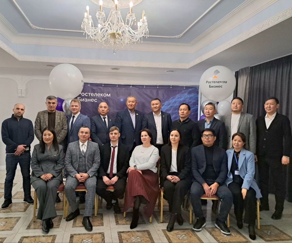 Олег Пюрбеев посетил мероприятие филиала Ростелекома