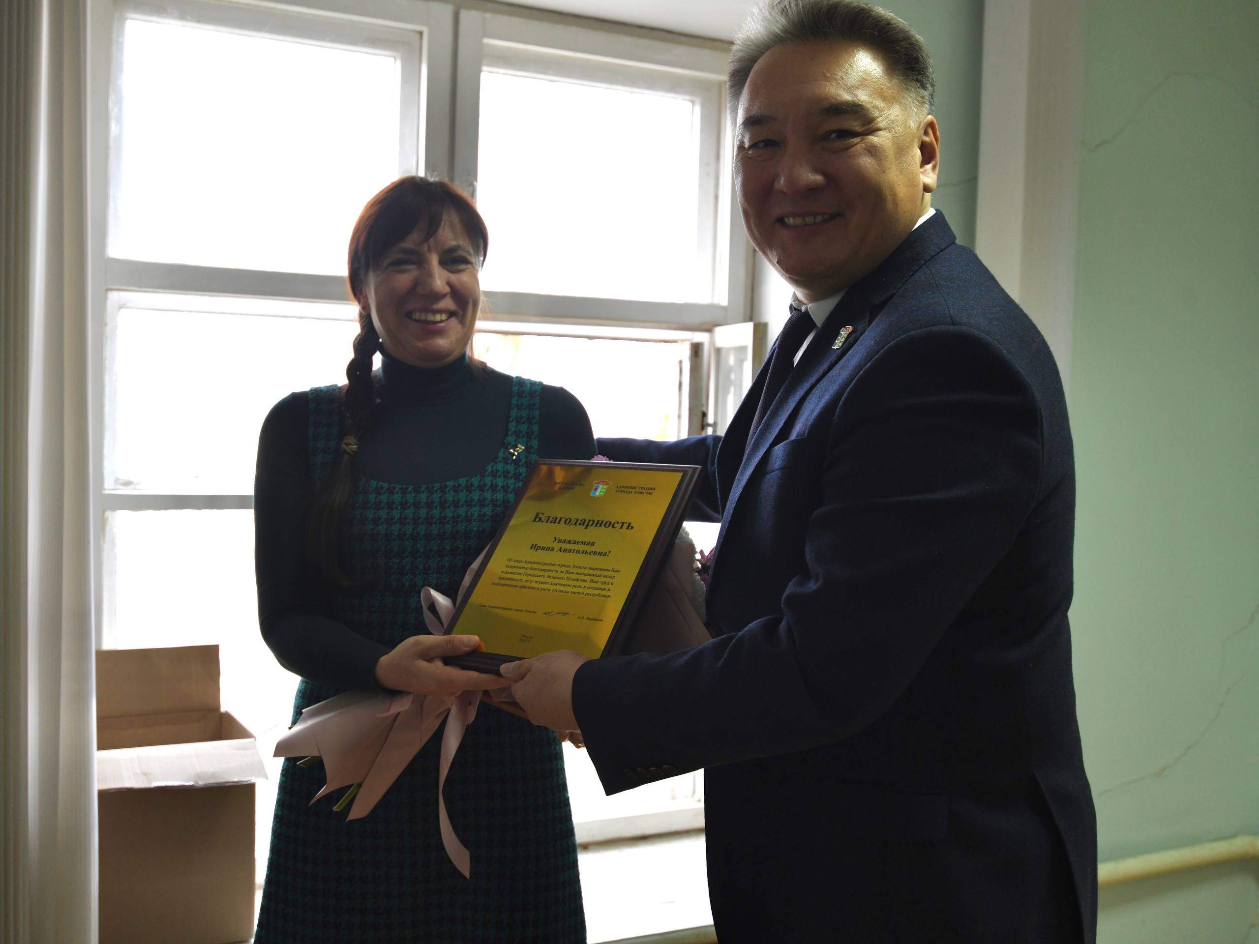 Городское зеленое хозяйство закончило посадку всех тюльпанов Городское зеленое хозяйство закончило посадку всех тюльпанов