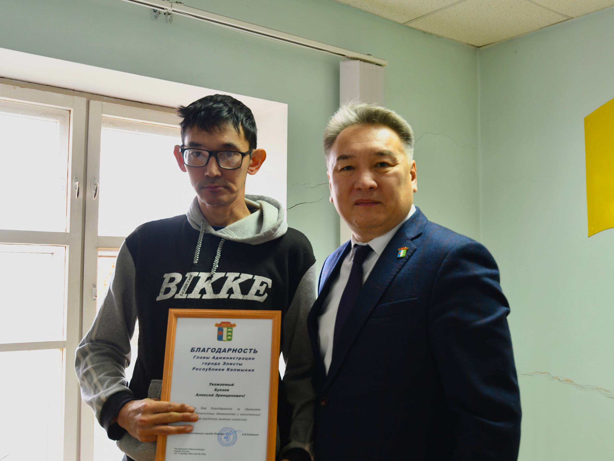 Городское зеленое хозяйство закончило посадку всех тюльпанов Городское зеленое хозяйство закончило посадку всех тюльпанов