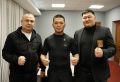 Министр спорта Константин Батыров совместно с председателем правления Федерации бокса Республики Калмыкия Мутали Сусаровым вручили Чингизу Натырову знак EBP, свидетельствующий о членстве и признании со стороны организации...