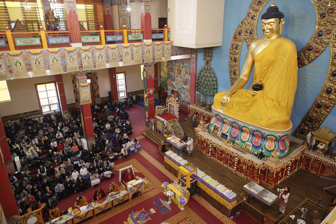 Глава Калмыкии поздравил жителей республики с Национальным праздником Зул Глава Калмыкии поздравил жителей республики с Национальным праздником Зул