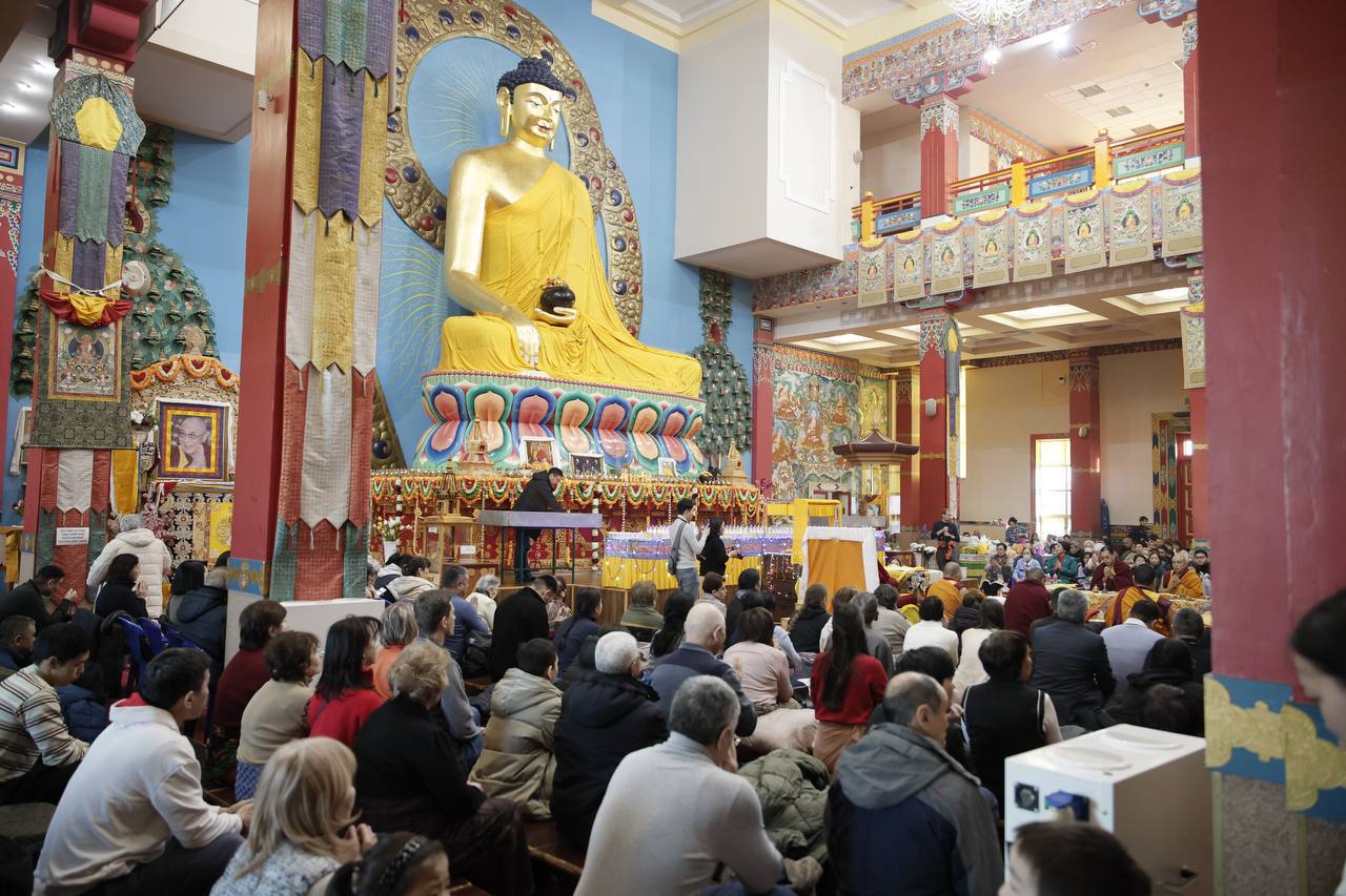 Глава Калмыкии поздравил жителей республики с Национальным праздником Зул Глава Калмыкии поздравил жителей республики с Национальным праздником Зул