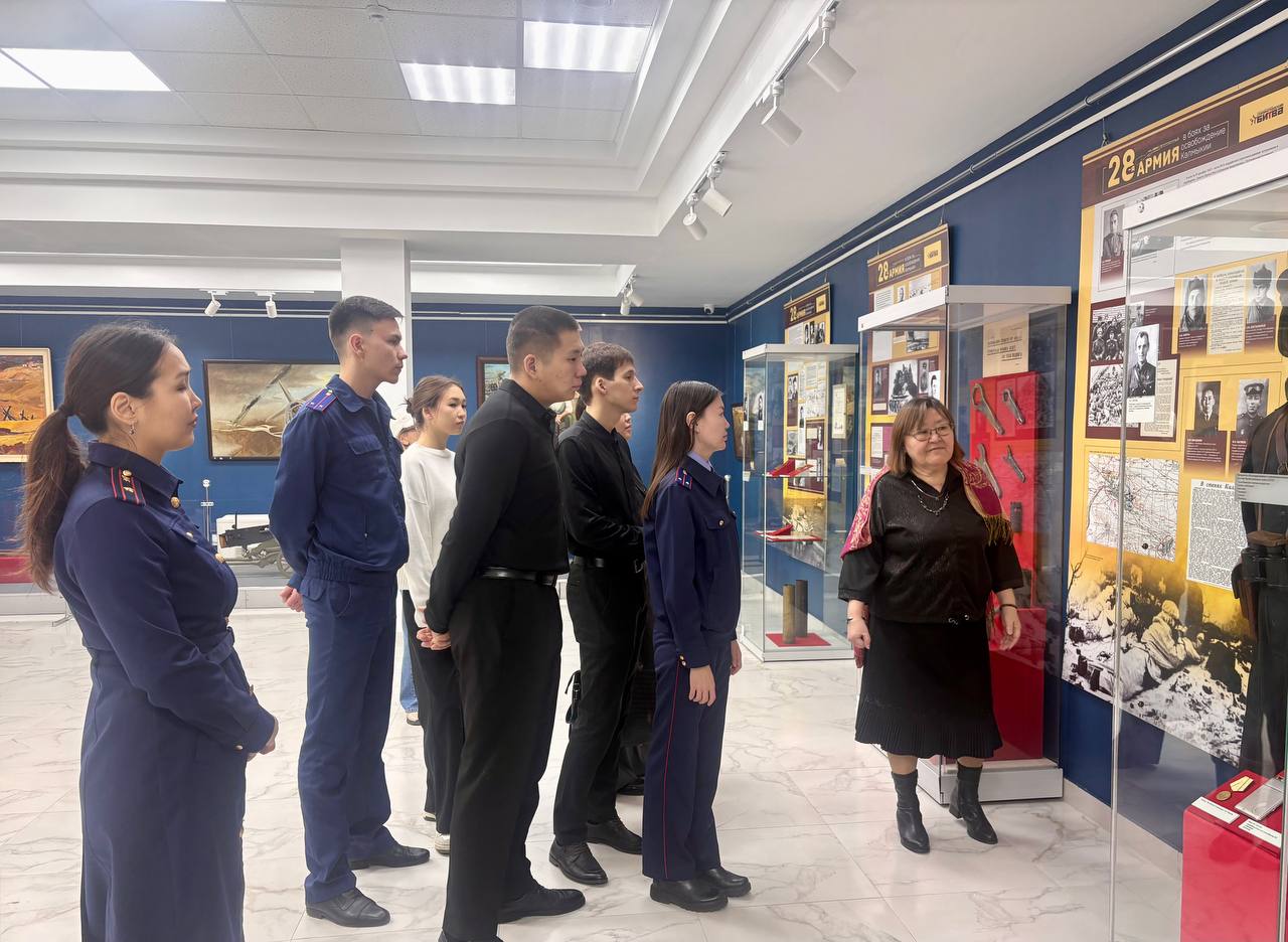 Офицеры следственного управления посетили выставку «28-я армия в боях за освобождение Калмыкии» Офицеры следственного управления посетили выставку «28-я армия в боях за освобождение Калмыкии»