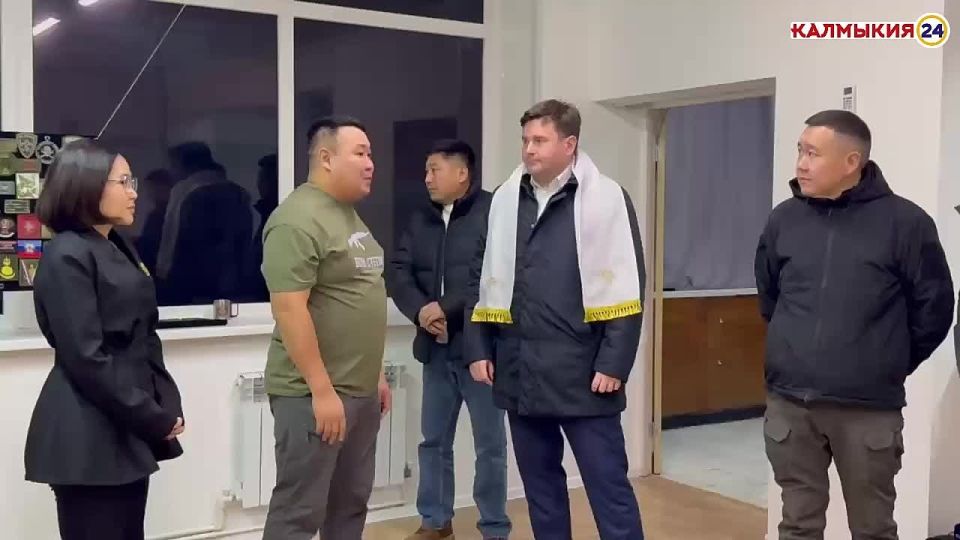 Накануне праздника Зул Благотворительный фонд «Воин степи» посетил наших бойцов в зоне спецоперации, доставив автотранспорт и гуманитарную помощь