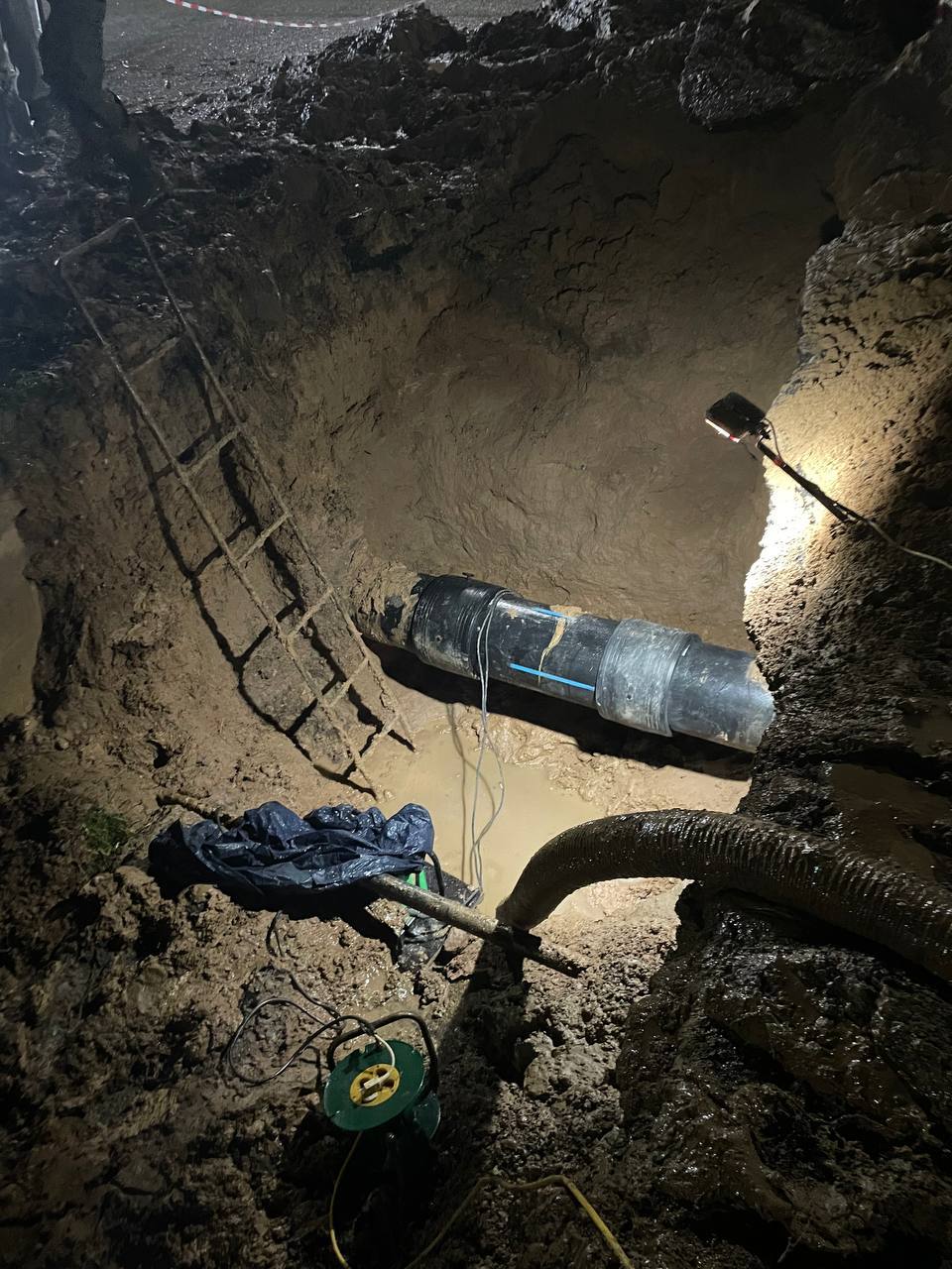 Прокуратурой г. Элисты проводится проверка по факту длительного отсутствия водоснабжении в Южном районе и пригородных посёлках Аршан и Солнечный Прокуратурой г. Элисты проводится проверка по факту длительного отсутствия водоснабжении в Южном районе и пригородных посёлках Аршан и Солнечный