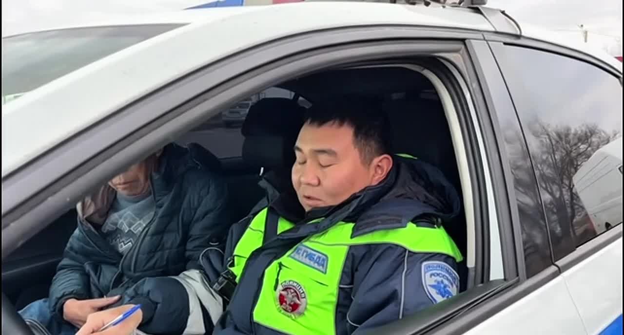 В Калмыкии продолжаются рейдовые мероприятия «Встречная полоса» с использование служебного автомобиля в гражданском исполнении Сотрудники ОР ДПС Госавтоинспекции, в целях сокращения количества дорожно-транспортных...