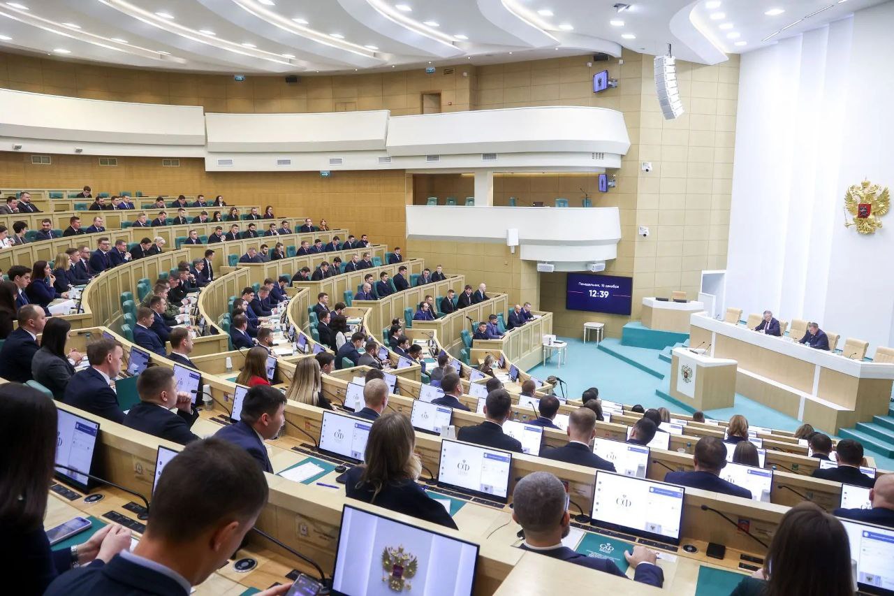 Дмитрий Алдакимов – на заседании Палаты молодых законодателей Дмитрий Алдакимов – на заседании Палаты молодых законодателей