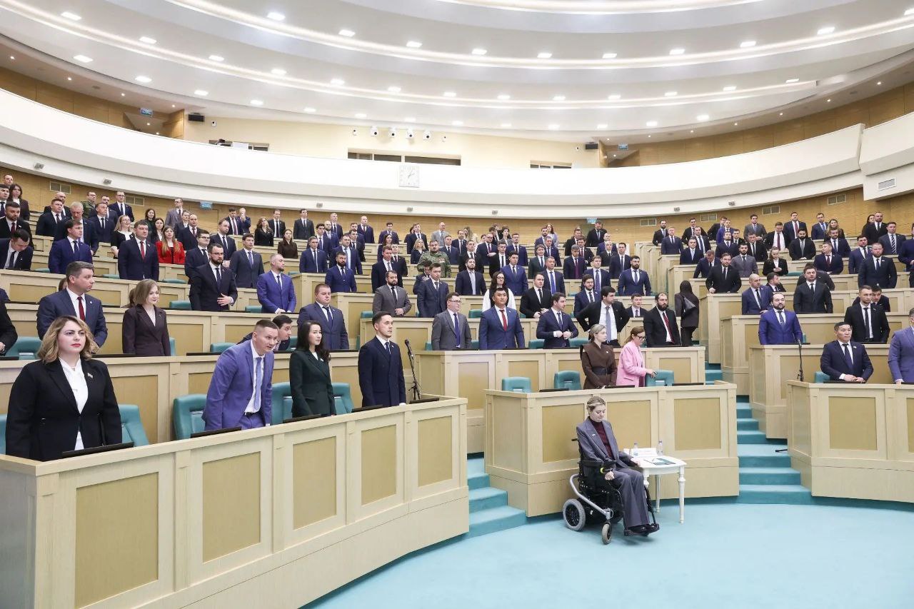 Дмитрий Алдакимов – на заседании Палаты молодых законодателей Дмитрий Алдакимов – на заседании Палаты молодых законодателей