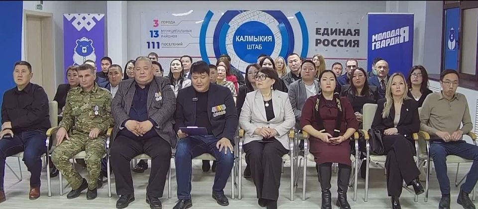 Ветеран спецоперации Николай Чумудов задал вопрос о выплатах для участников СВО, получивших госнаграды, а также об установке мемориала в память о погибших бойцах