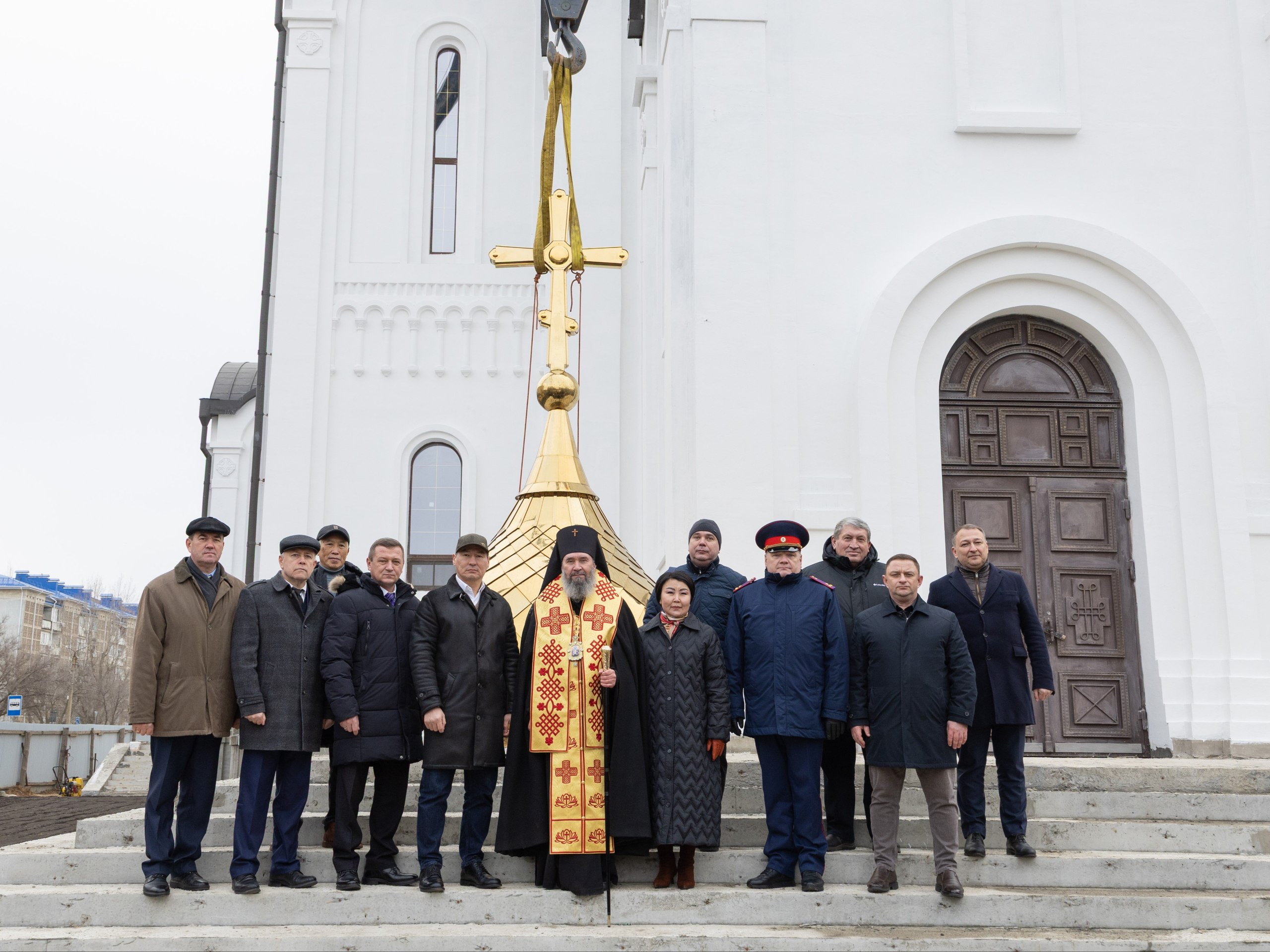 Максим Сорокин: На Соборе св. Кирилла и Мефодия в 7 микр установлен завершающий купол над главным входом Максим Сорокин: На Соборе св. Кирилла и Мефодия в 7 микр установлен завершающий купол над главным входом