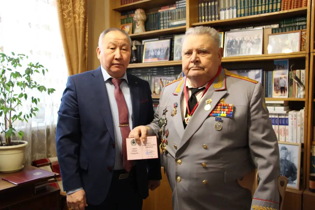 Контрразведчик, общественный деятель, писатель Контрразведчик, общественный деятель, писатель