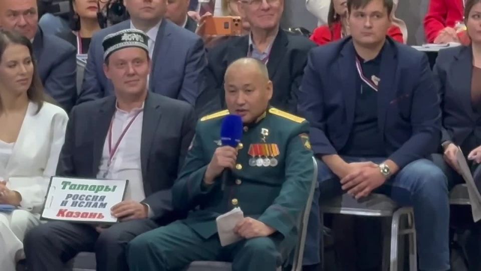 Владимир Путин задал вопрос Нарану Очир-Горяеву: «Что было самым сложным при взятии Северска?»