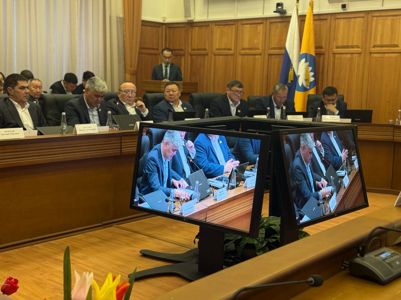 Депутаты Народного Хурала рассмотрели проект закона «О внесении изменений в Закон Республики Калмыкия «О патентной системе налогообложения» Депутаты Народного Хурала рассмотрели проект закона «О внесении изменений в Закон Республики Калмыкия «О патентной системе налогообложения»