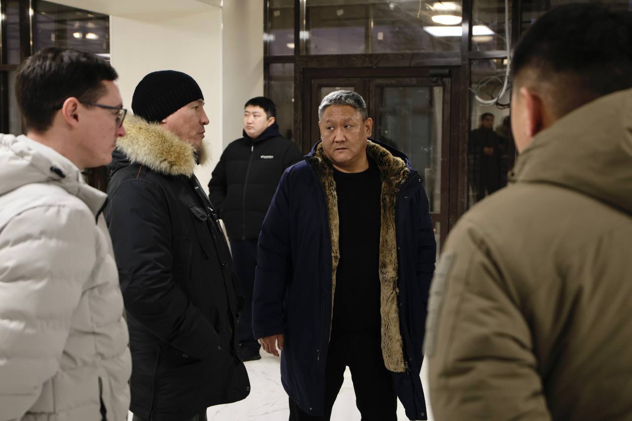 Руководство Калмыкии оценило ход строительных и ремонтных работ в республике Руководство Калмыкии оценило ход строительных и ремонтных работ в республике