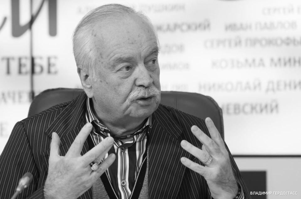 Актер театра и кино Николай Денисов умер на 81 году жизни, сообщает РИА Новости