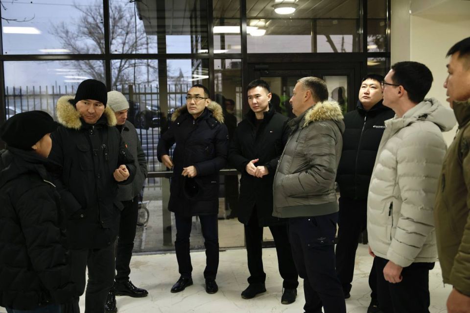 Руководство Калмыкии оценило ход строительных и ремонтных работ в республике