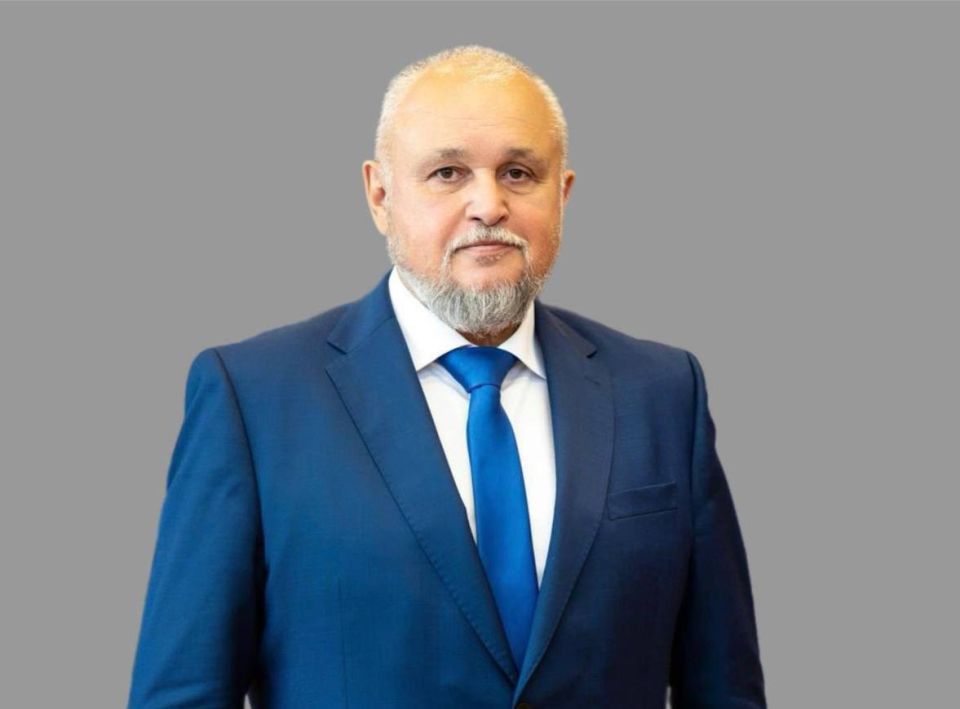 Поздравление Министра энергетики Сергея Цивилева с Днём энергетика