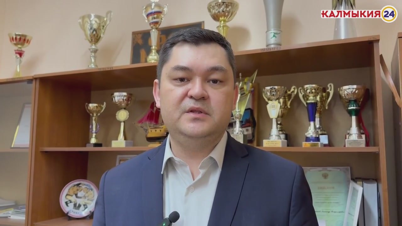 Победитель конкурса Очир Бакуров дал комментарий нашему телеканалу о том, как получил стипендию Президента РФ по направлению «Инженерное дело, технологии и технические науки»