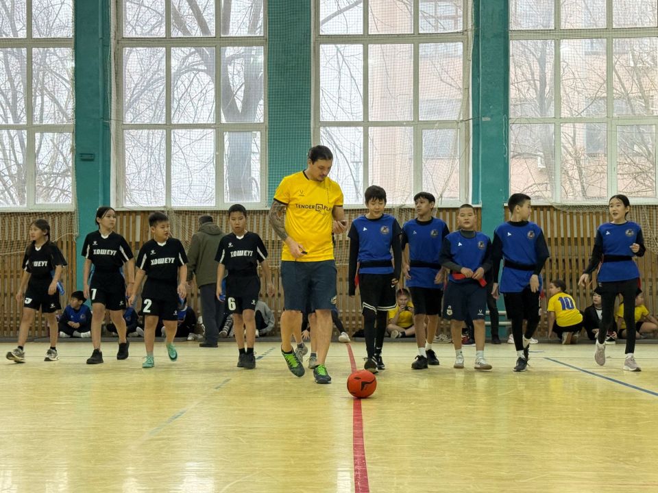 Турнир по тэг-регби среди школьников прошёл ярко и динамично!
